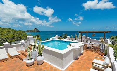 Oceanview Suite with Pool & Roof Terrace