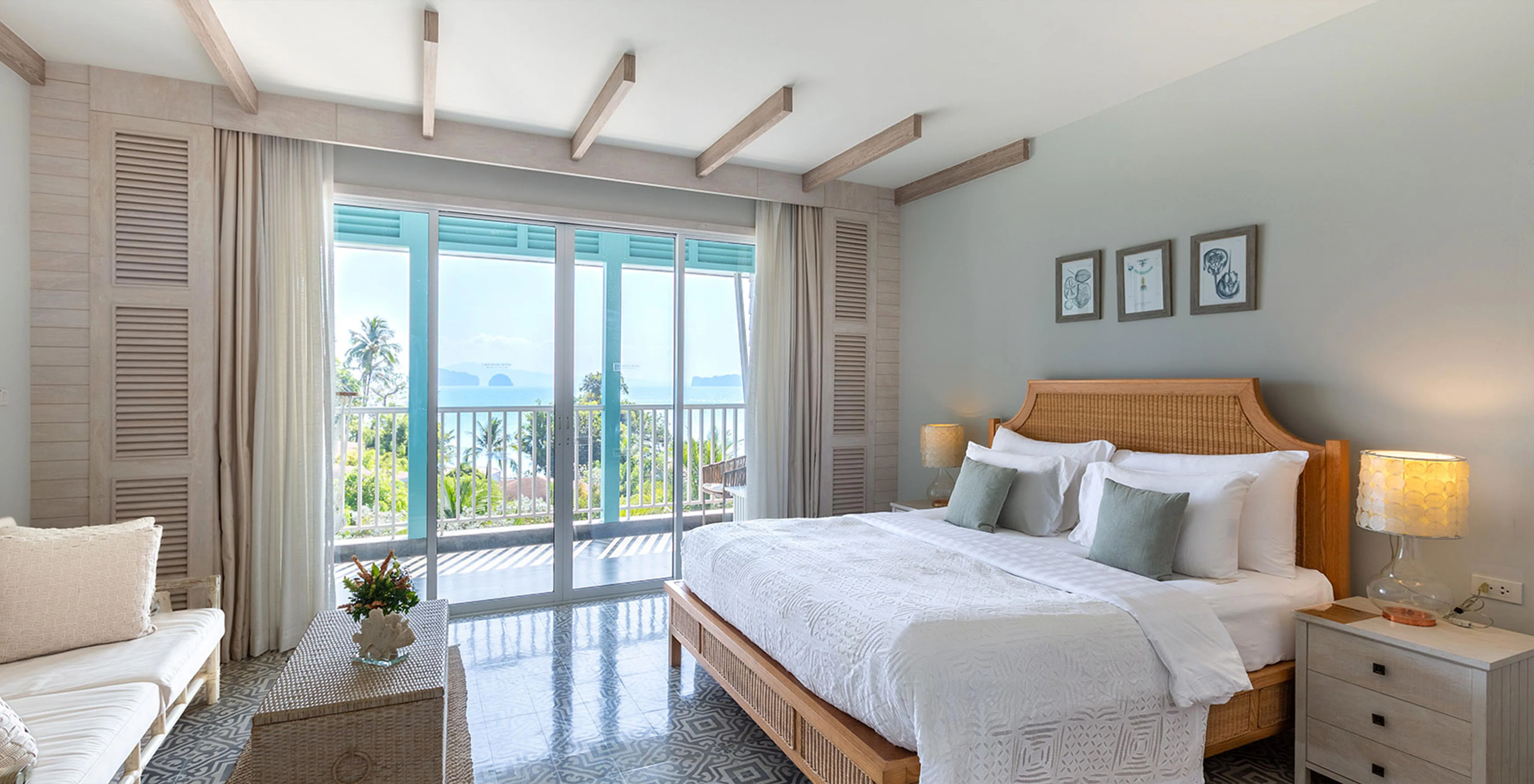 Deluxe SeaView