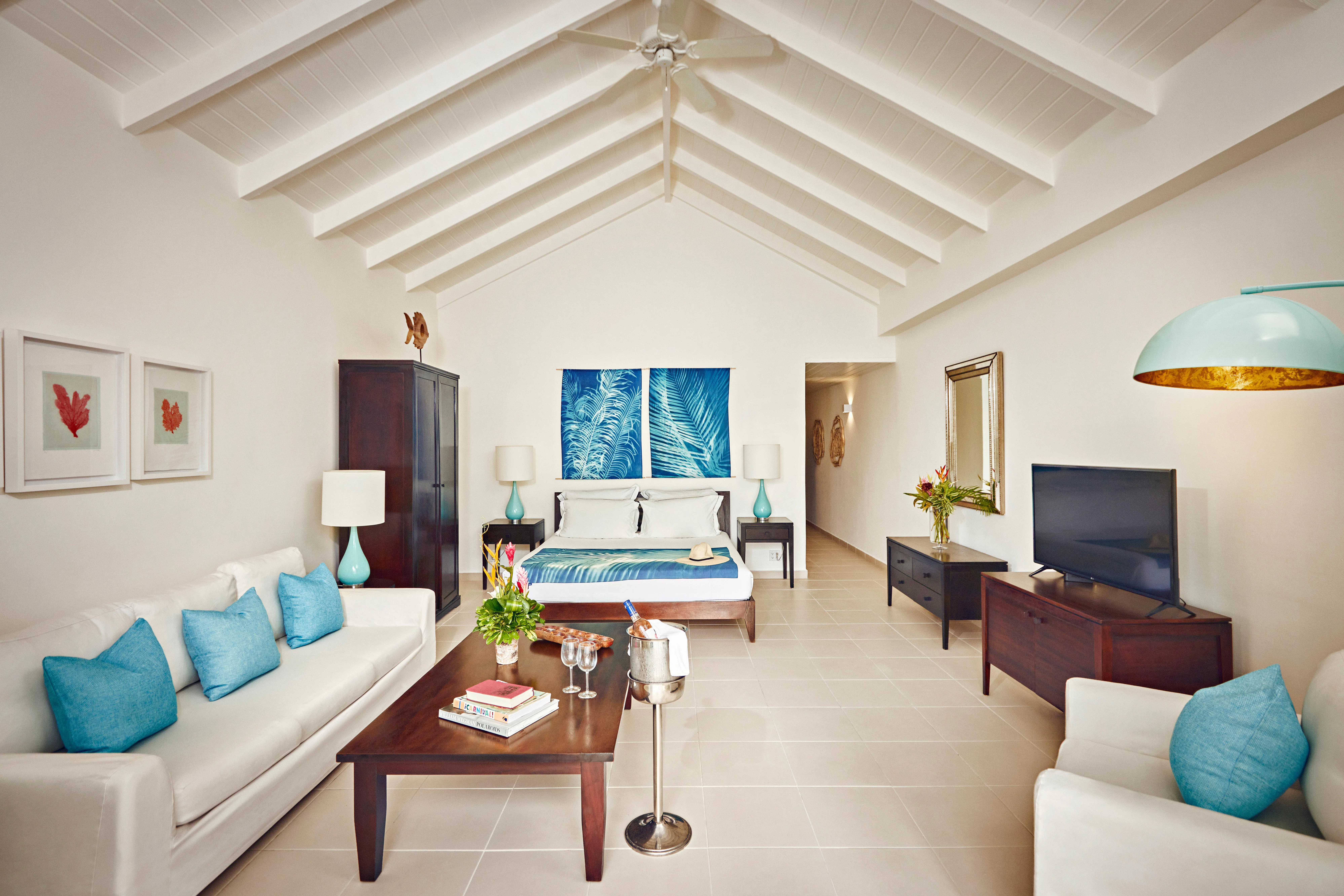 Beach Balcony Suites