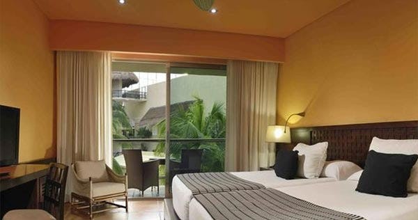 catalonia-riviera-maya-resort-and-spa-privileged-superior-room-01_6625