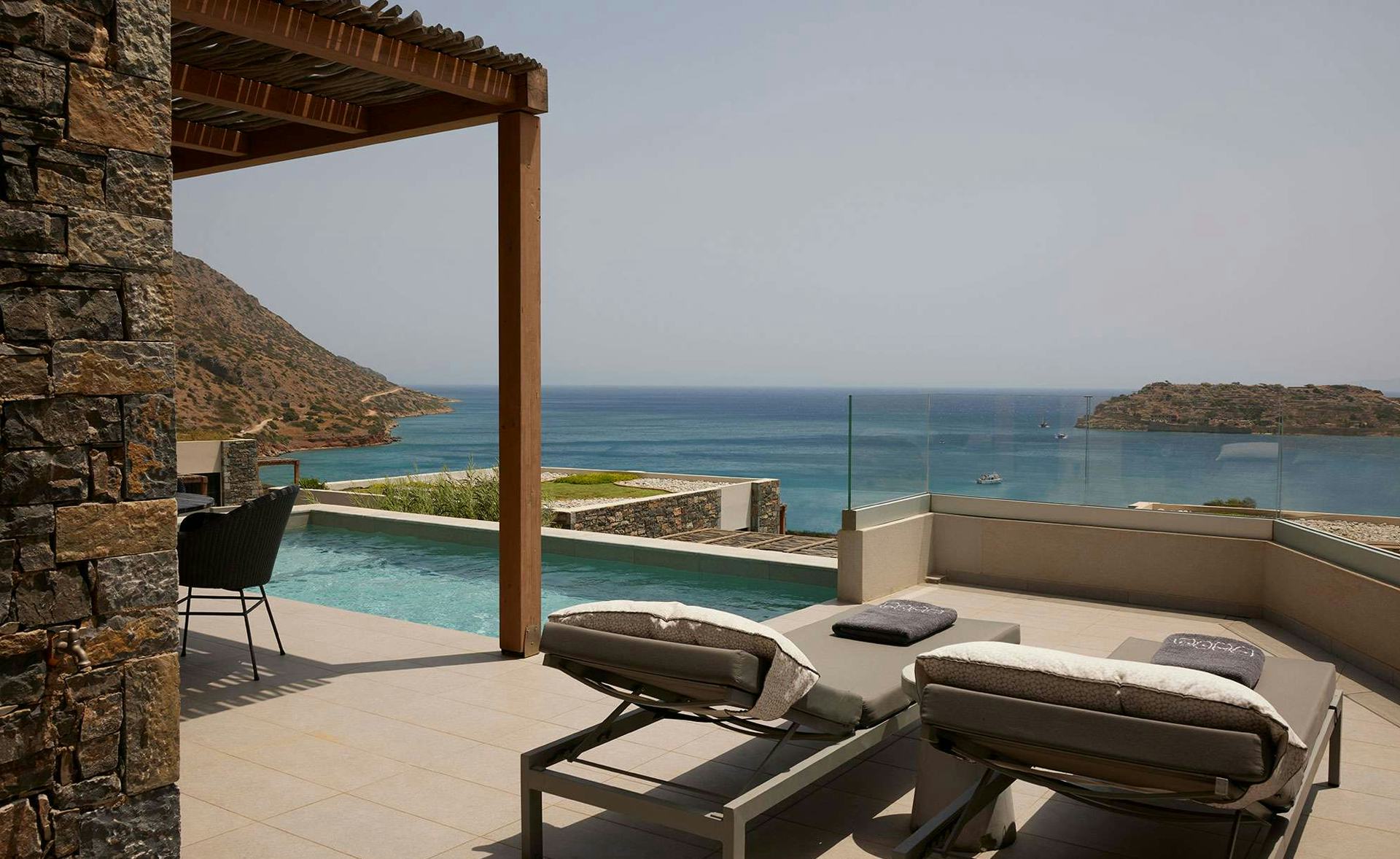 cayo-exclusive-resort-and-spa-greece-family-duplex-with-private-pool-sea-view_10999