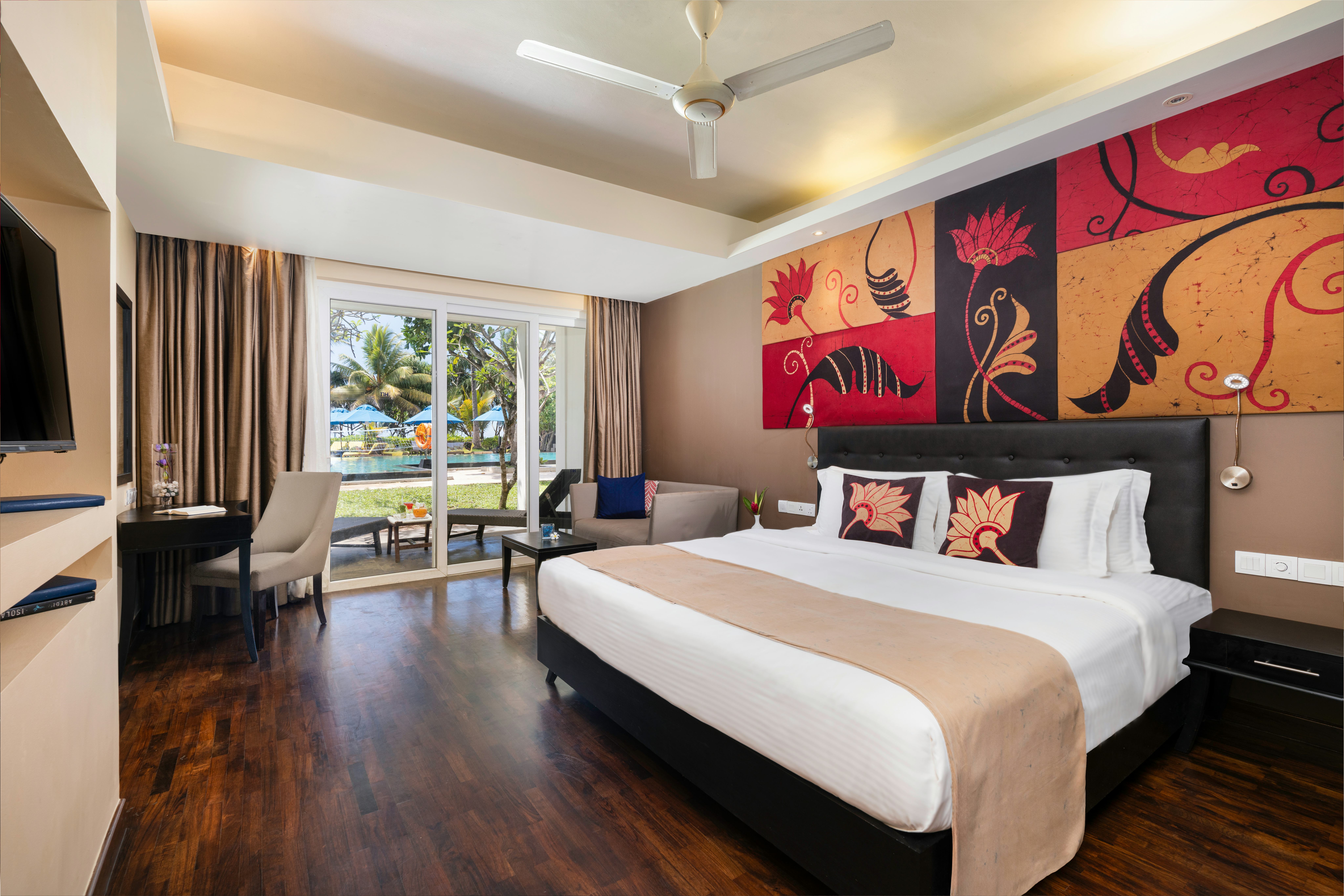 DELUXE POOLSIDE TERRACE ROOM