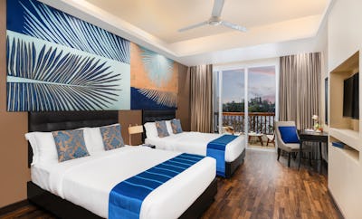 DELUXE RIVER VIEW ROOM