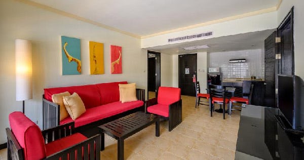 centara-kata-resort-phuket-two-bedroom-family-suite_2030