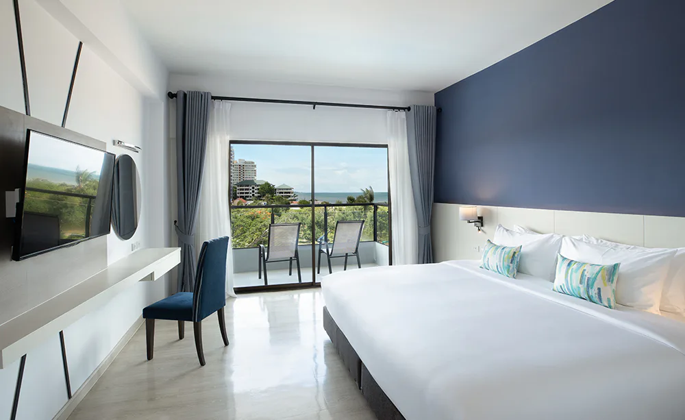 centara-life-cha-am-beach-resort-hua-hin-thailand-deluxe-ocean-view_11179