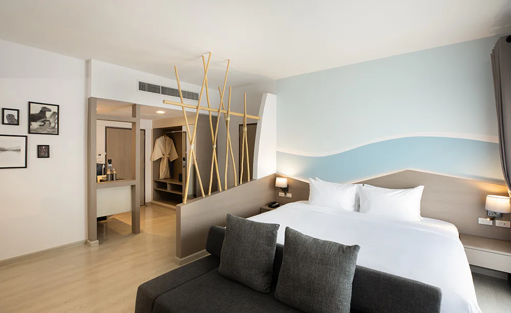 centara-life-cha-am-beach-resort-hua-hin-thailand-junior-suite_11179