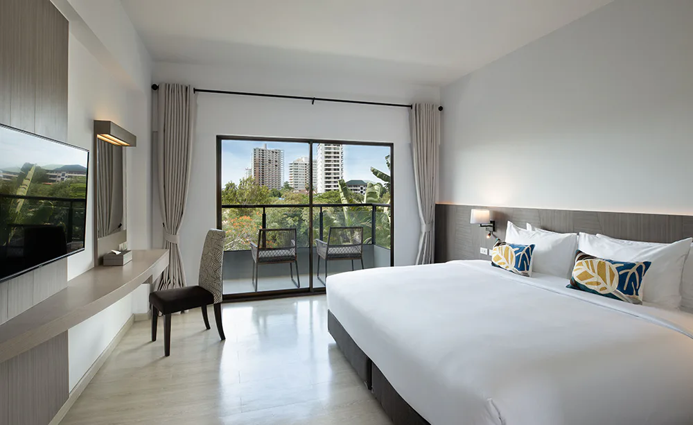 centara-life-cha-am-beach-resort-hua-hin-thailand-superior_11179