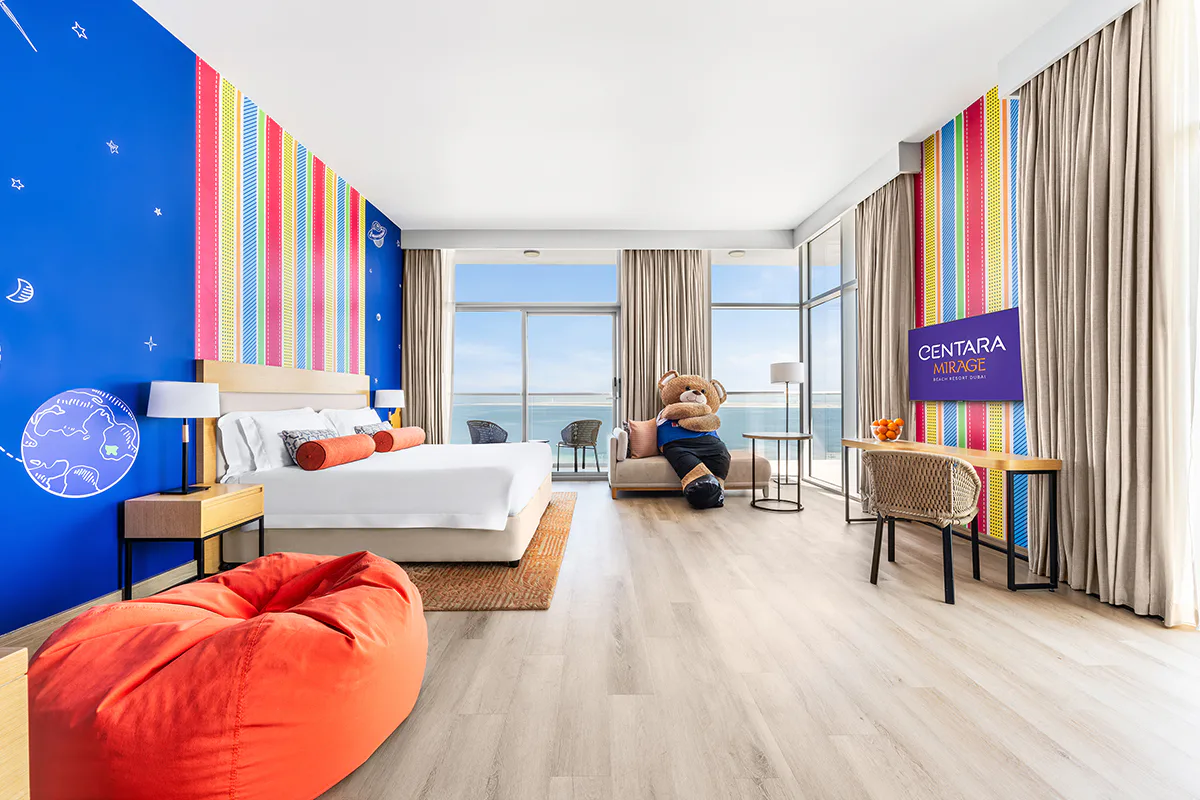 centara-mirage-beach-resort-dubai-mirage-junior-suite-sea-view-build-a-bear-edition-01_11094