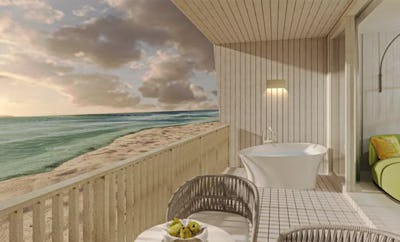 Mirage Panoramic Room with Jacuzzi