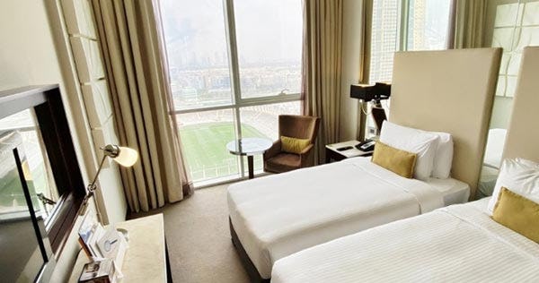 CENTRO ROOM - STADIUM VIEW - TWIN BEDS