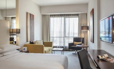 CENTRO ROOM – QUEEN BED