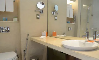 CENTRO PLUS ROOM - TWIN BED