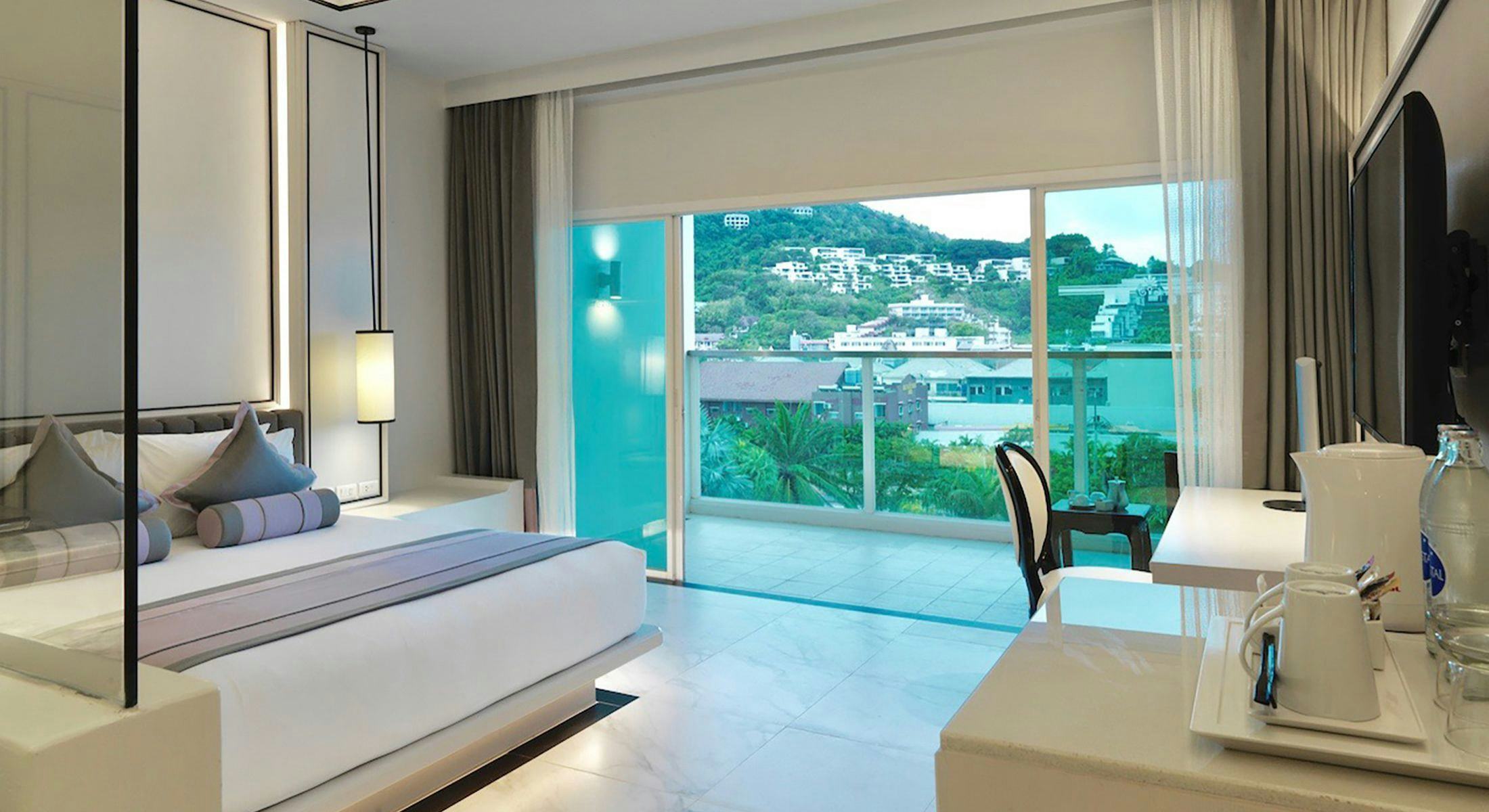 chanalai-romantica-resort-kata-beach-phuket-deluxe-pool-view_7516