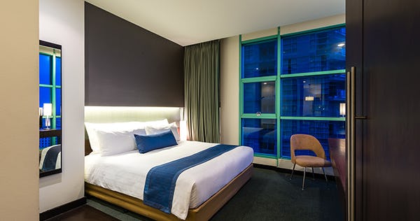 chatrium-hotel-riverside-bangkok-grand-one-bedroom-suite-01_2991
