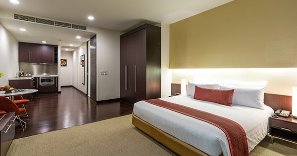 chatrium-hotel-riverside-bangkok-grand-room-01_2991