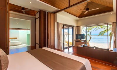 Grand Royal Suite Beachfront