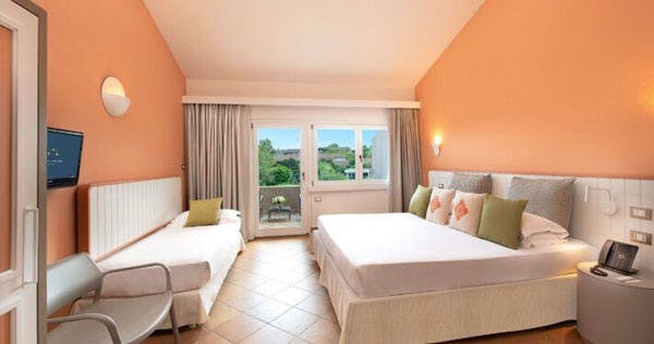 chia-laguna-resort-hotel-village-italy-triple-classic-room-with-balcony_12207
