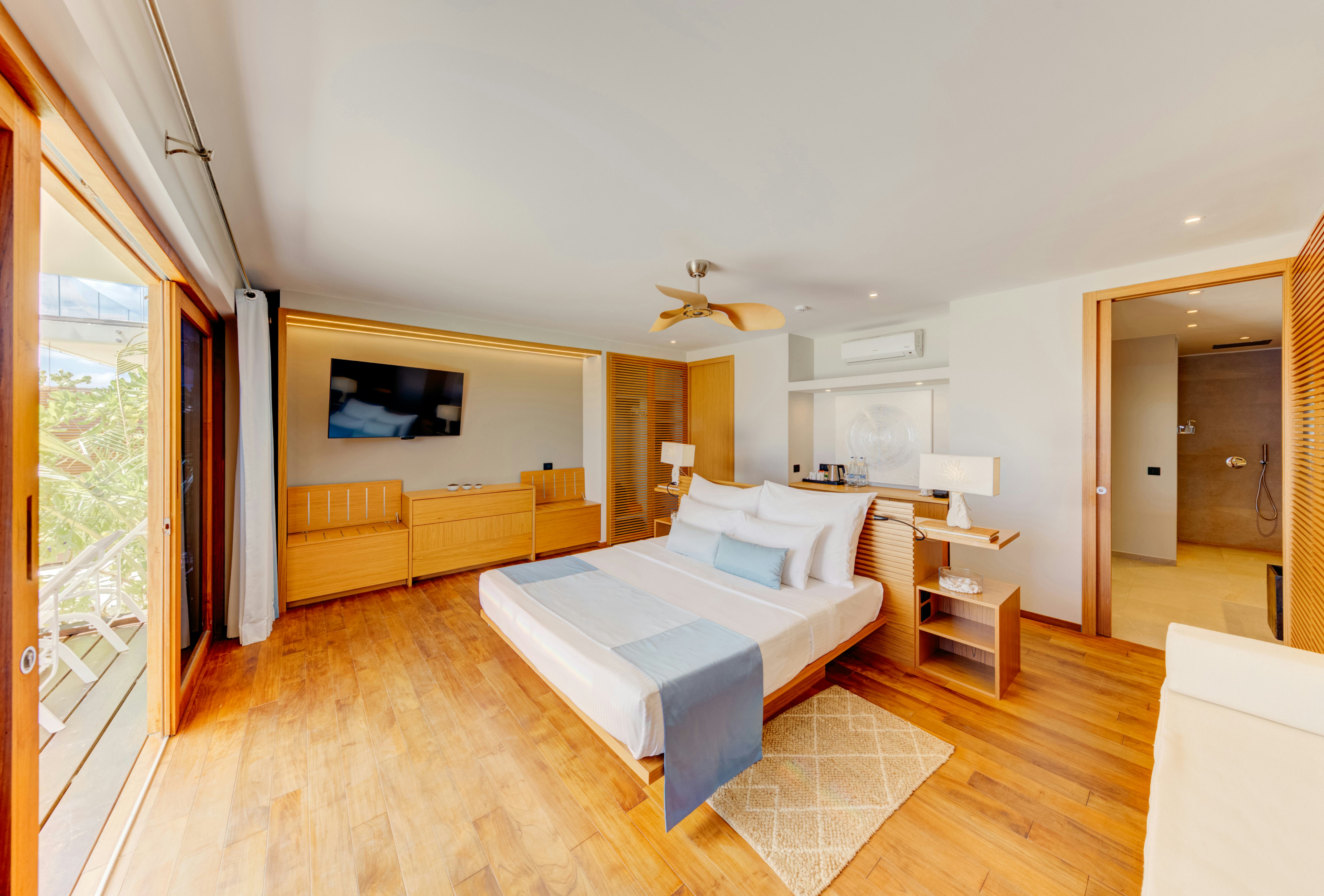 cinnamon-velifushi-maldives-beach-bungalow-01_11048