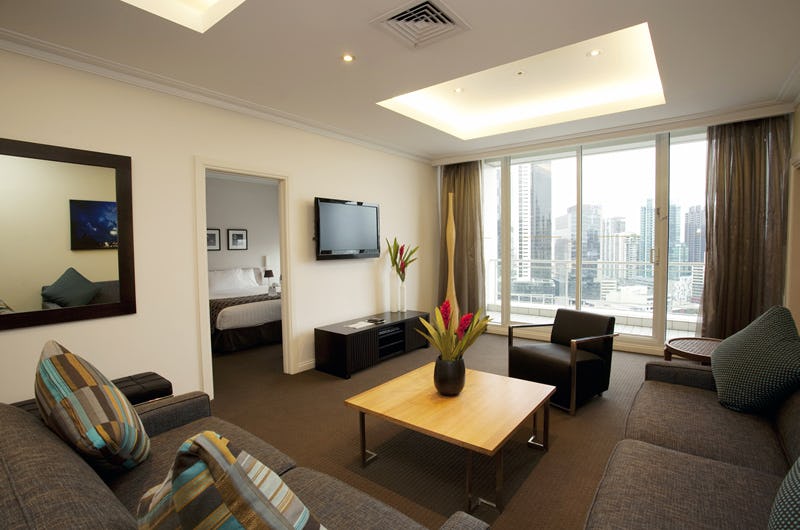 clarion-suites-gateway-melbourne-australia-penthouse-suite_1165