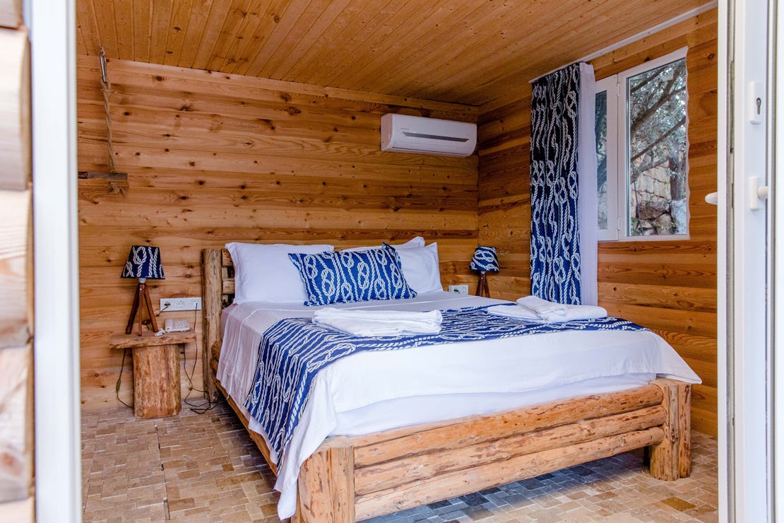 Tree House(Bungalow) Sea