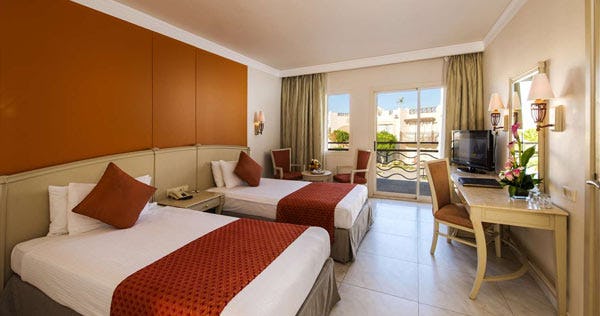 concorde-el-salam-hotel-sharm-el-sheikh-egypt-standard-room-beach-front-01_2008