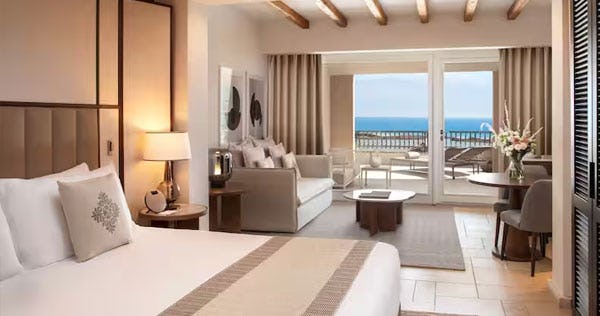 KING JUNIOR SUITE WITH SEA VIEW