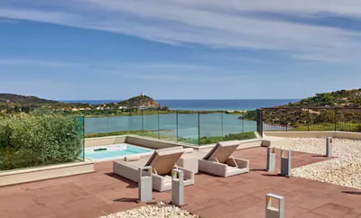 KING PRESIDENTIAL SUITE SEA VIEW SHARDANA