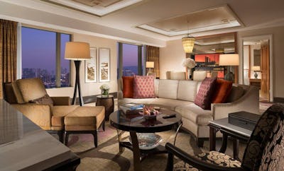 King Premier Suite Eiffel Tower View