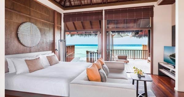 conrad-maldives-rangali-island-two-bedroom-grand-water-villa-01_134