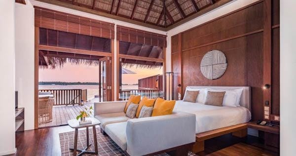 conrad-maldives-rangali-island-two-bedroom-grand-water-villa-with-pool-01_134