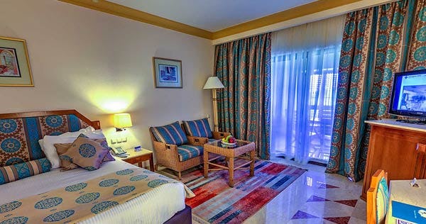 continental-hotel-hurghada-deluxe-suite-01_8492
