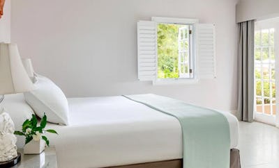 One Bedroom Beachfront Suite