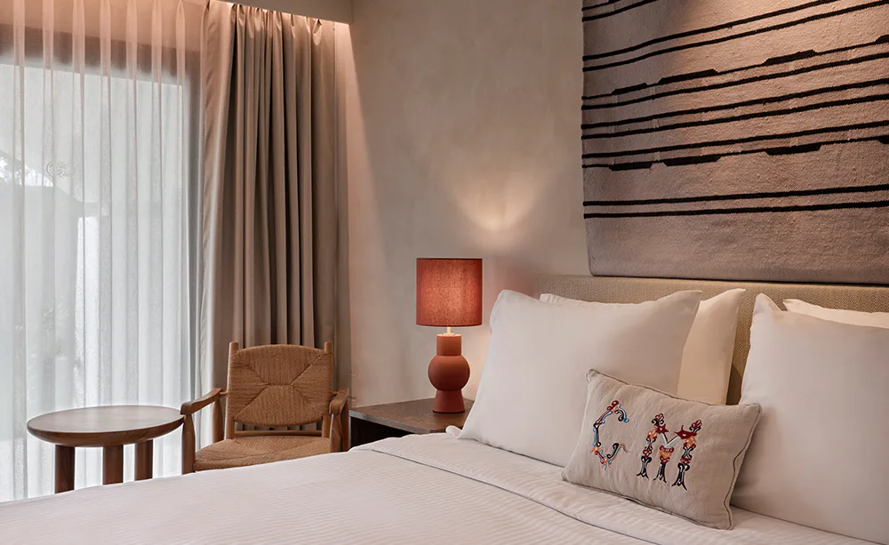 EXCLUSIVE ADULT SEA FRONT VIEW ROOMS