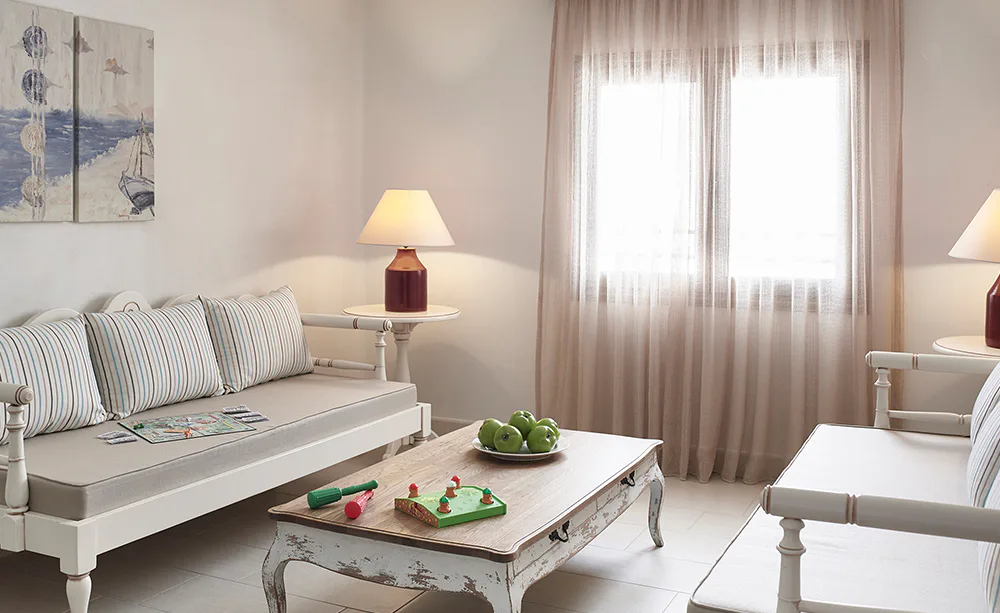 ONE-BEDROOM FAMILY ROOMS