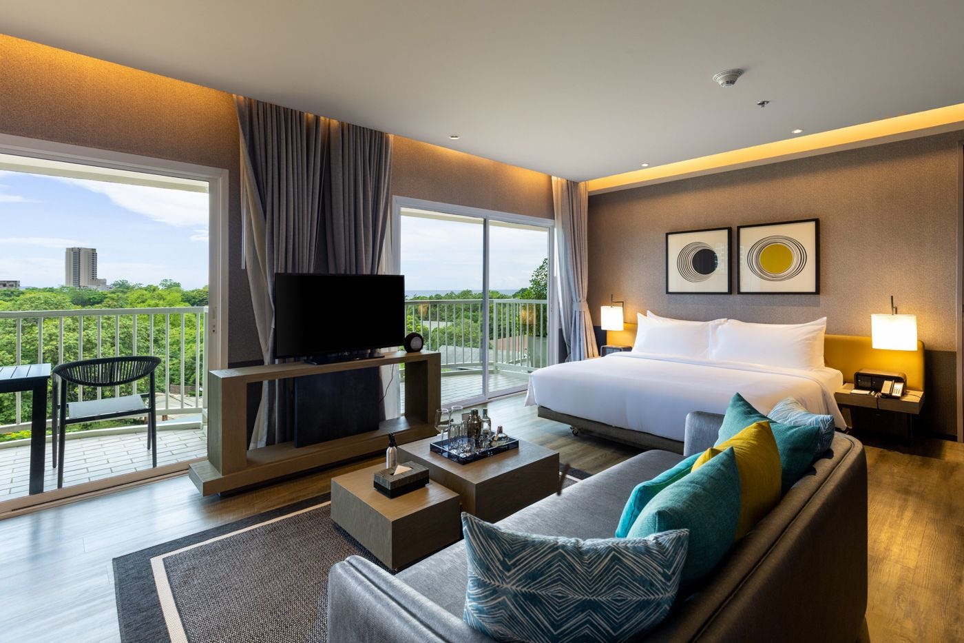 cross-pattaya-pratamnak-elite-two-bedroom-ocean-suite_11833