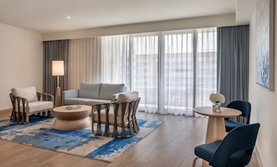 1 Bedroom Suite Plaza View Balcony