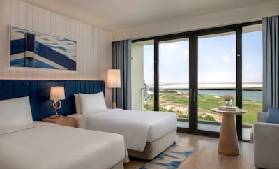 2 Twin Deluxe Sea View Balcony