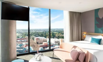 1 King Junior Suite City View
