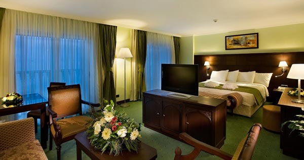 crowne-plaza-antalya-hotel-junior-suite-room_8131