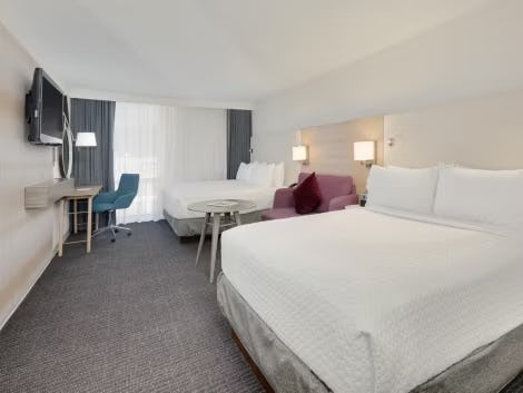 1 King 1 Double Premium City View