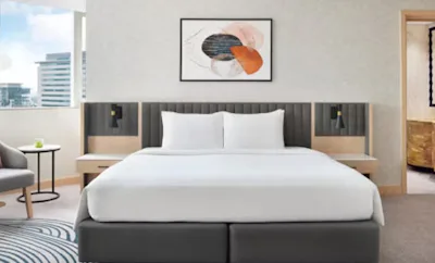 1 Bedroom Suite Club Floor