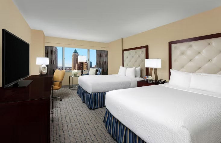 2 Double Standard City View