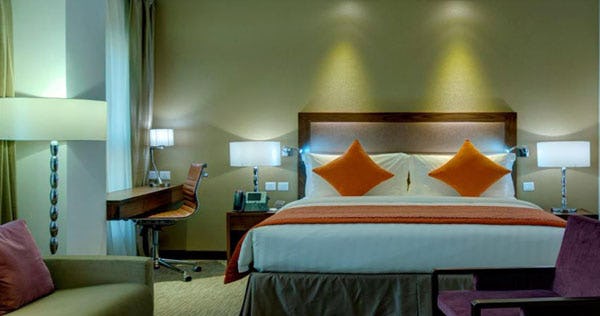 crowne-plaza-madinah-guest-room_10833