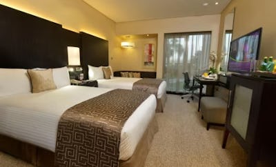 2 Twin Standard Pool View