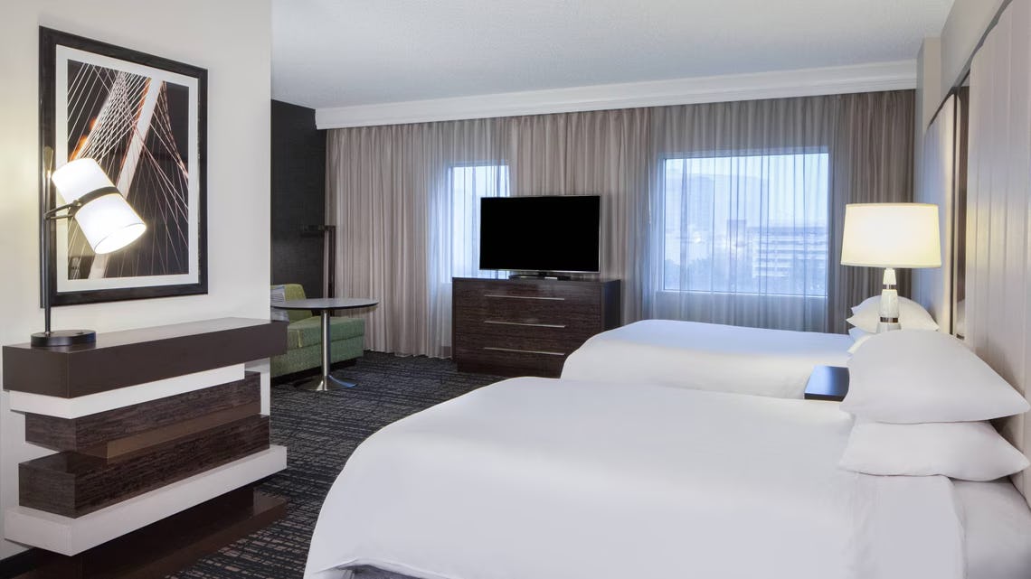 1 Bedroom Suite, 2 Doubles, Sofa bed