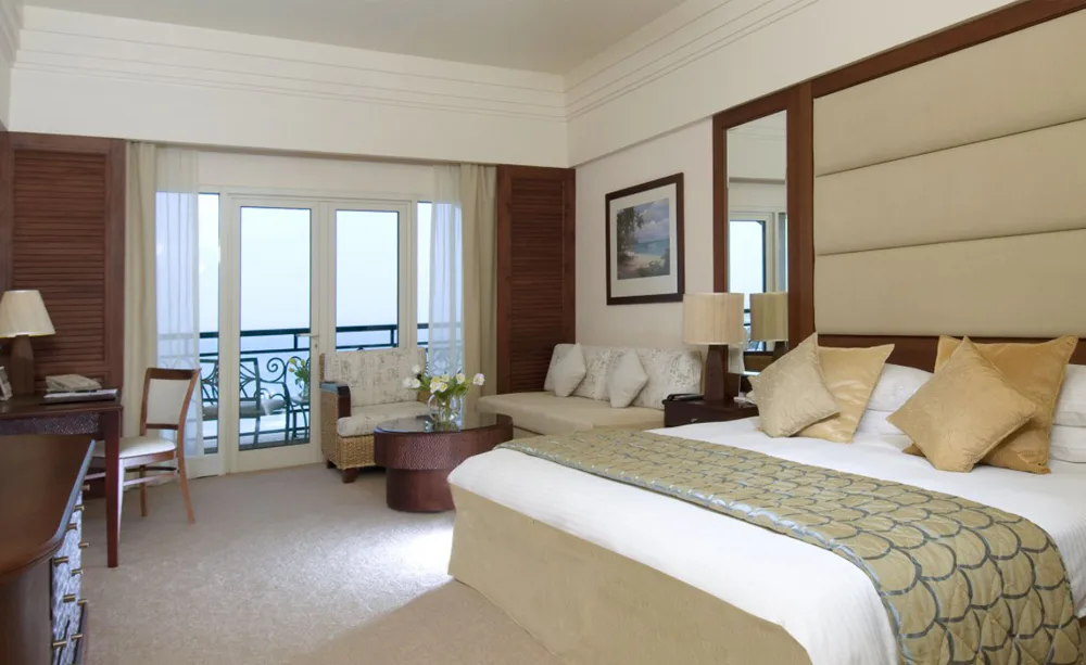 danat-jebel-dhanna-resort-abu-dhabi-deluxe-grand-room_2145