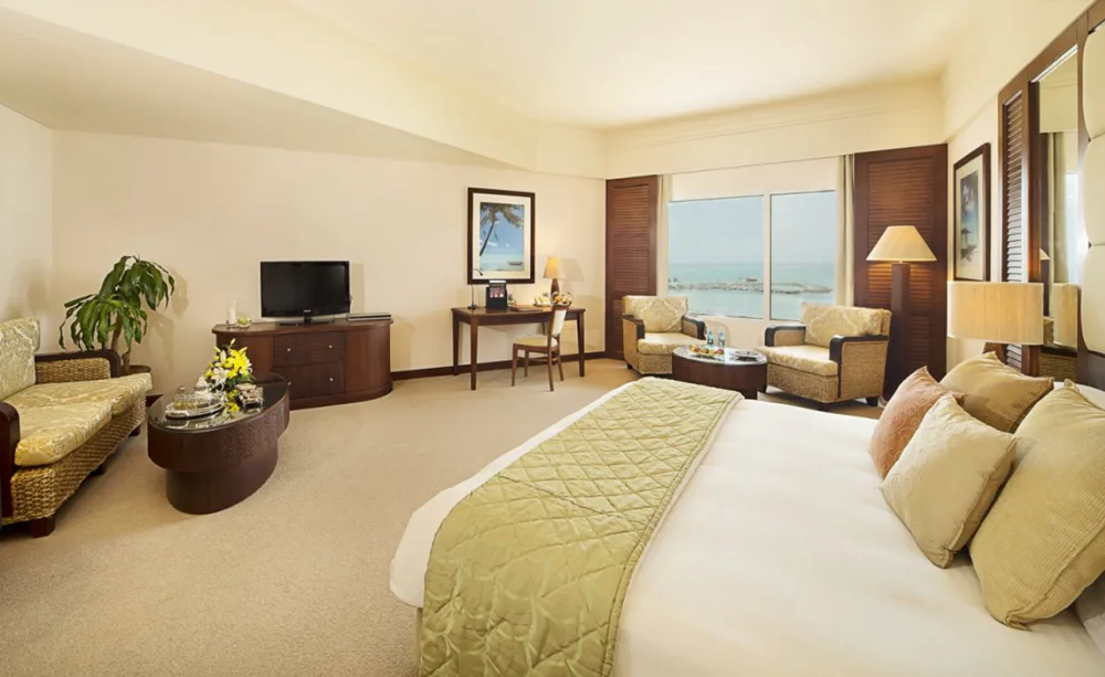 danat-jebel-dhanna-resort-abu-dhabi-executive-room_2145