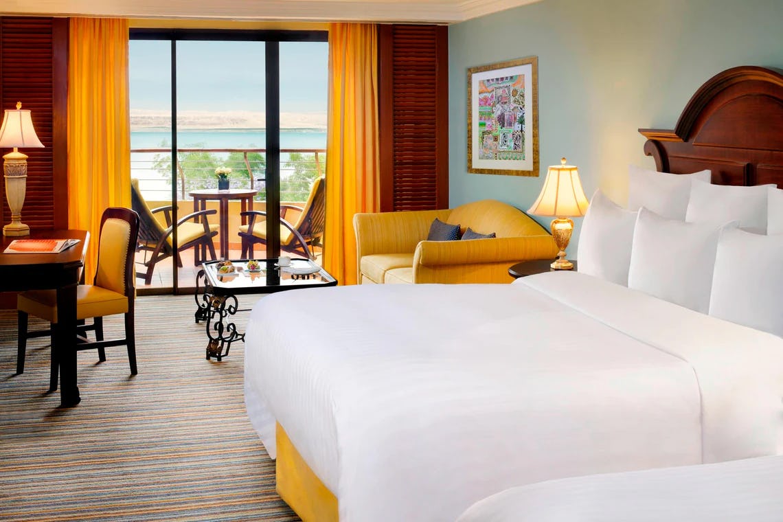 dead-sea-marriott-resort-and-spa-jordan-studio-suite_5555