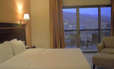 DELUXE ROOM MOUNTAIN VIEW