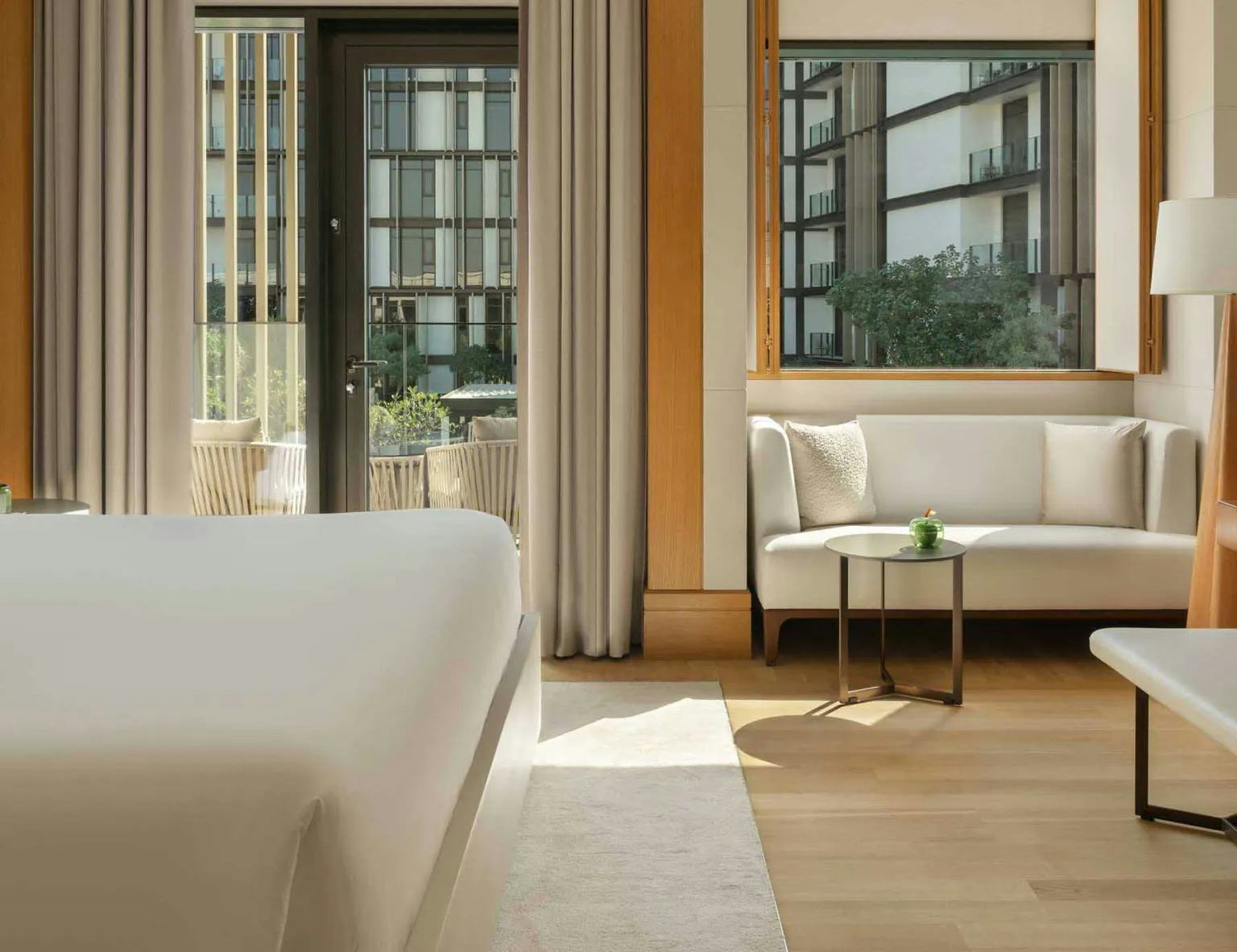 Rising Light Guestroom Resort View with Balcony